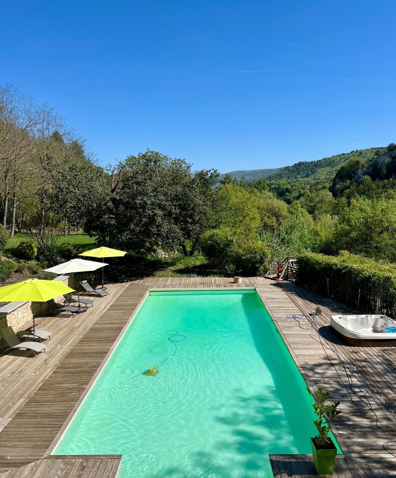 Gite Nature En Luberon Cereste Luaran gambar